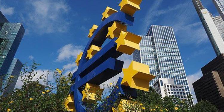 Euro Bölgesi`nde ÜFE yükseldi